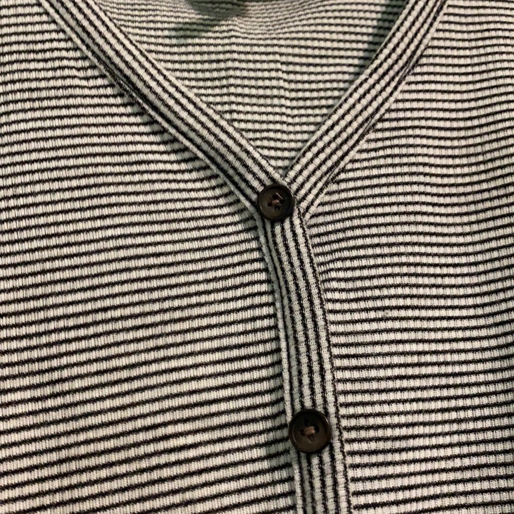 Basic blouse - Picture 3 of 6